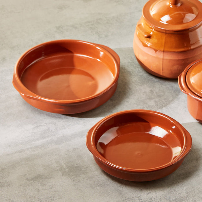 pottery cookware from oven to table