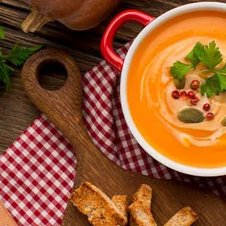 Choosing the Right Bowl for Soups, Salads, and Desserts