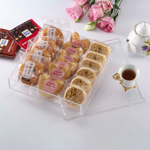 Vague Acrylic Square Serving Box with Cover - Al Makaan Store