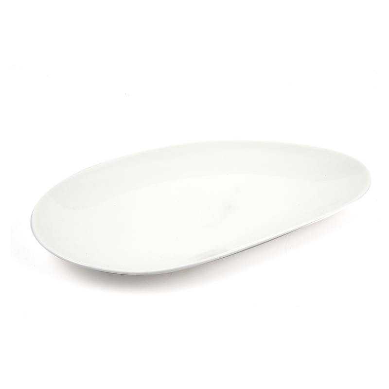 Porceletta Ivory Porcelain Medium Oval platter - Al Makaan Store