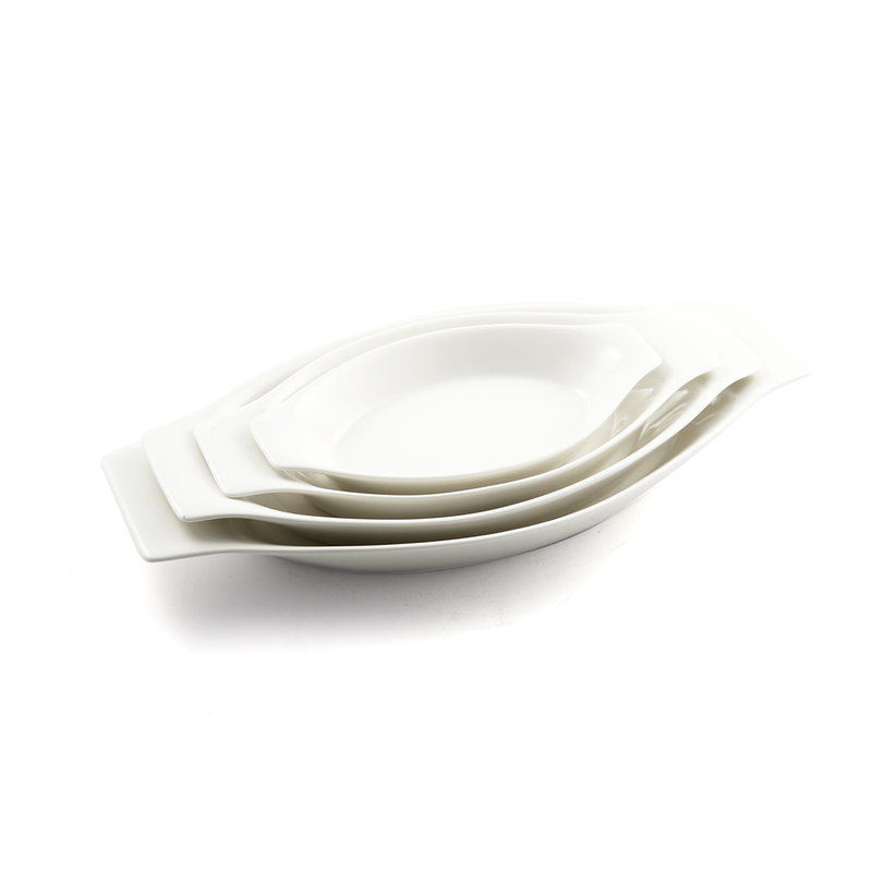 Porceletta Ivory Porcelain Banana Plate - Al Makaan Store