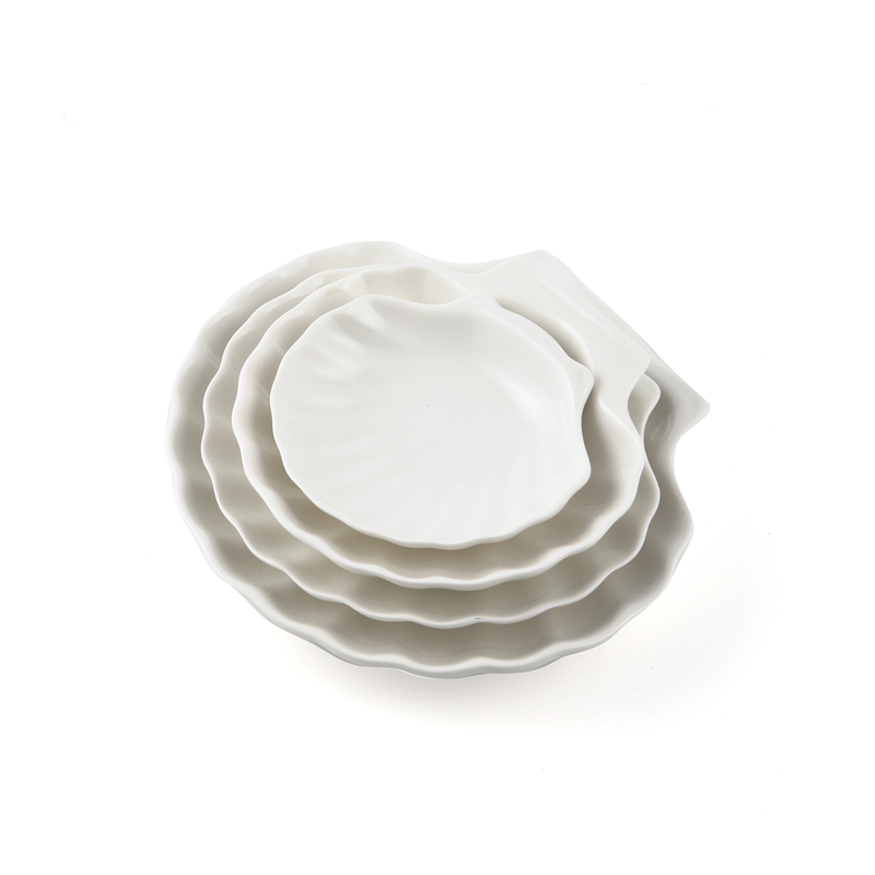 Porceletta Ivory Porcelain Shell Dish - Al Makaan Store