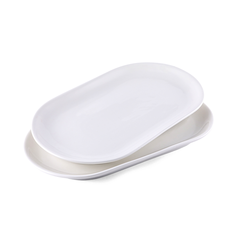 Porceletta Ivory Porcelain Meal Oval Plate 32.5*20.5 cm - Al Makaan Store