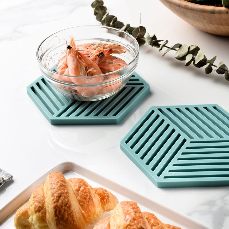 Vague Silicone Round Non-Skid Insulated Mat 15.8 cm - Al Makaan Store