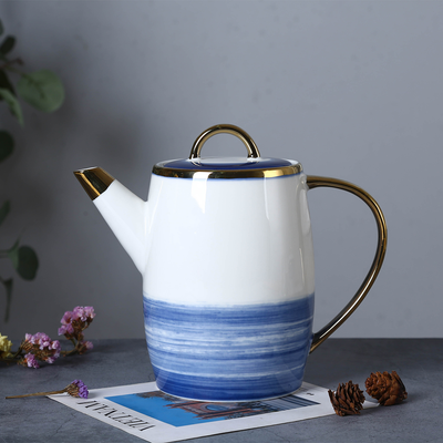 Solecasa Porcelain Tea Pot 1200 ml - Al Makaan Store