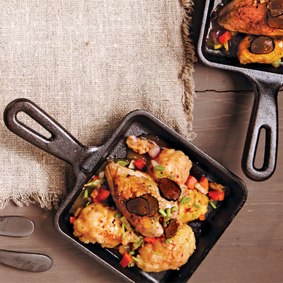 Lodge 5.5 Inch Square Cast Iron Skillet - Al Makaan Store